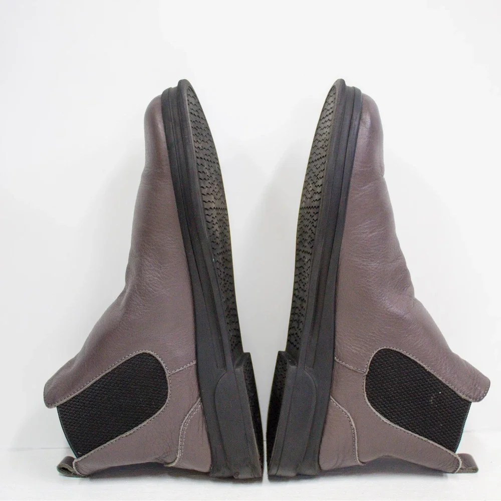 Bueno Quark Leather Chelsea Boots Taupe Gray |Ankle Booties Size 9.5-10 US/40 EU